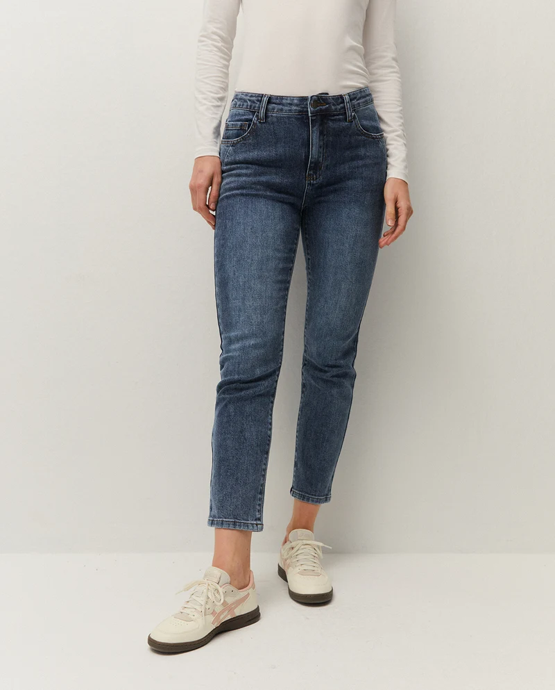 Pantalón denim básico
