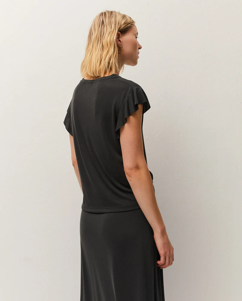 Camiseta volantes