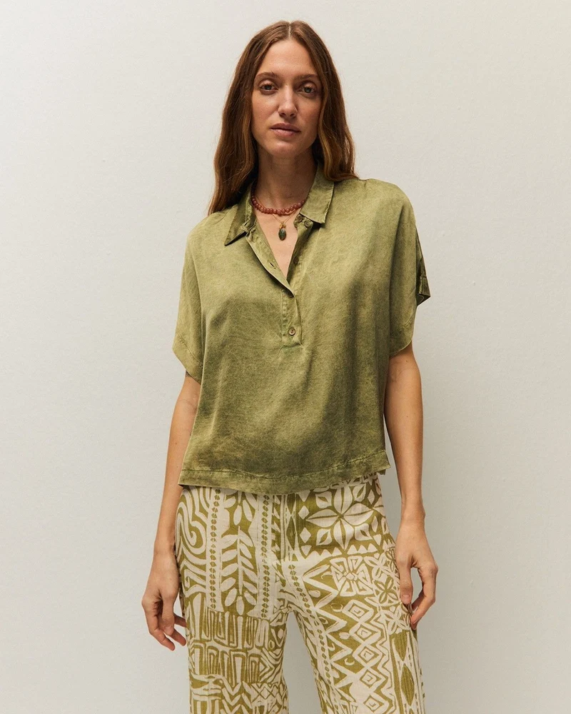 Camisa satinada efecto corrosivo