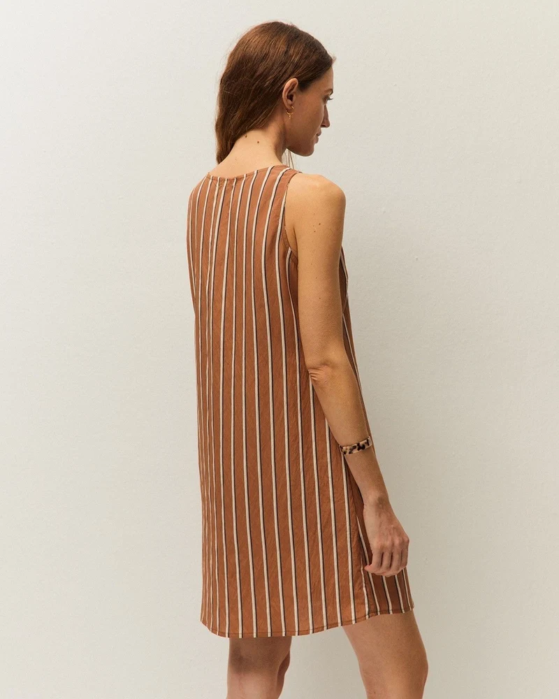 Vestido corto de rayas