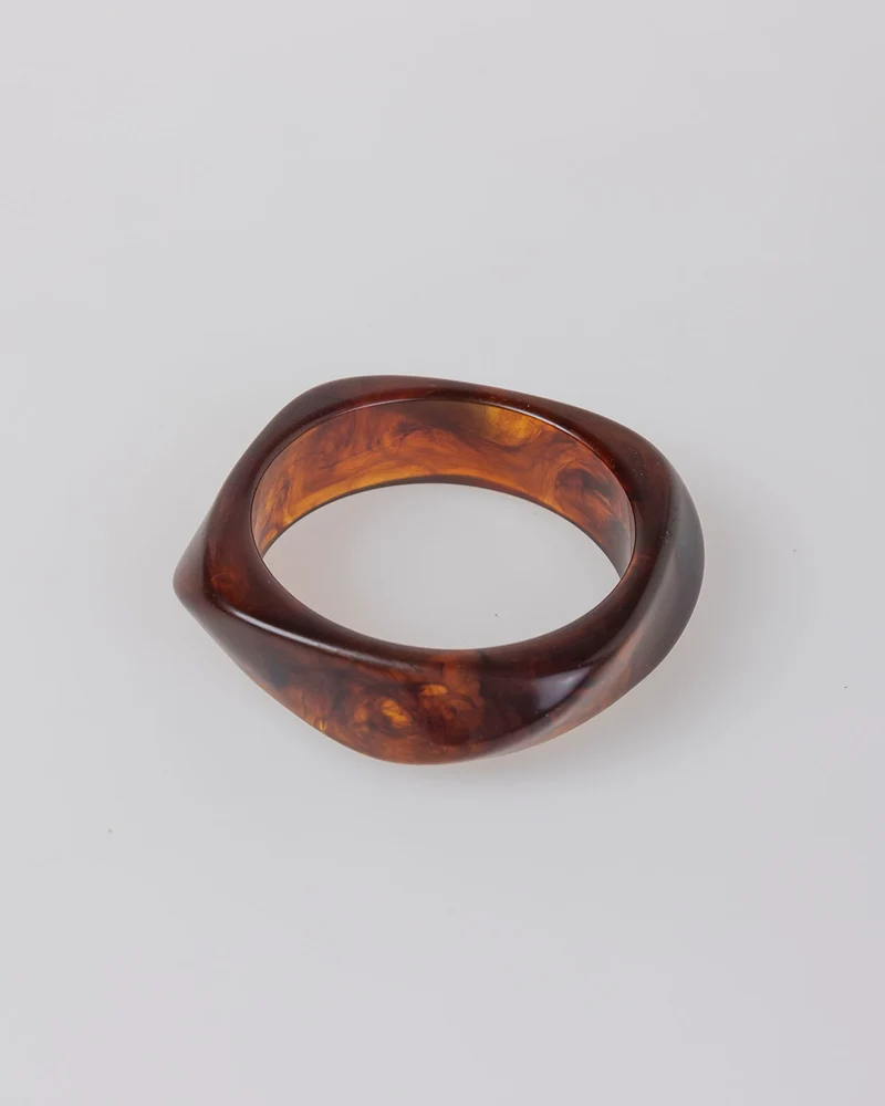 Brazalete rígido