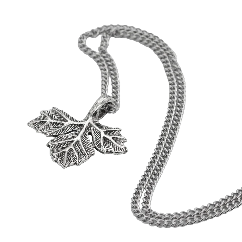 The Avendesora Leaf Necklace