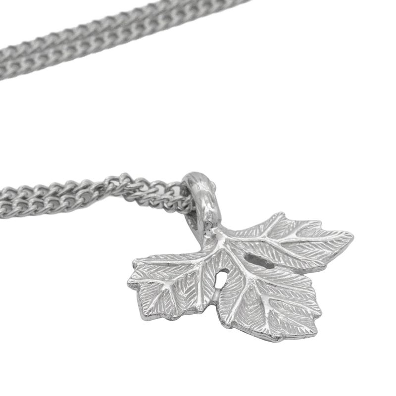 The Avendesora Leaf Necklace