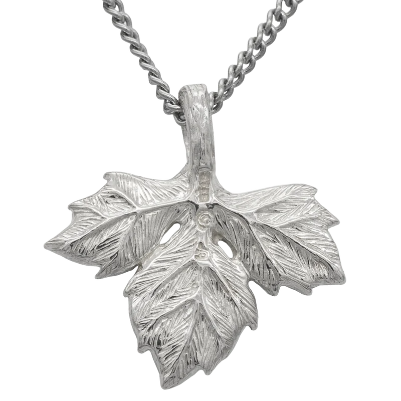 The Avendesora Leaf Necklace - Enameled