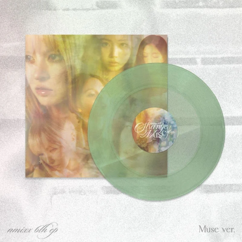 NMIXX - STRANGE MUSE (LP VER.) + BDM Gift