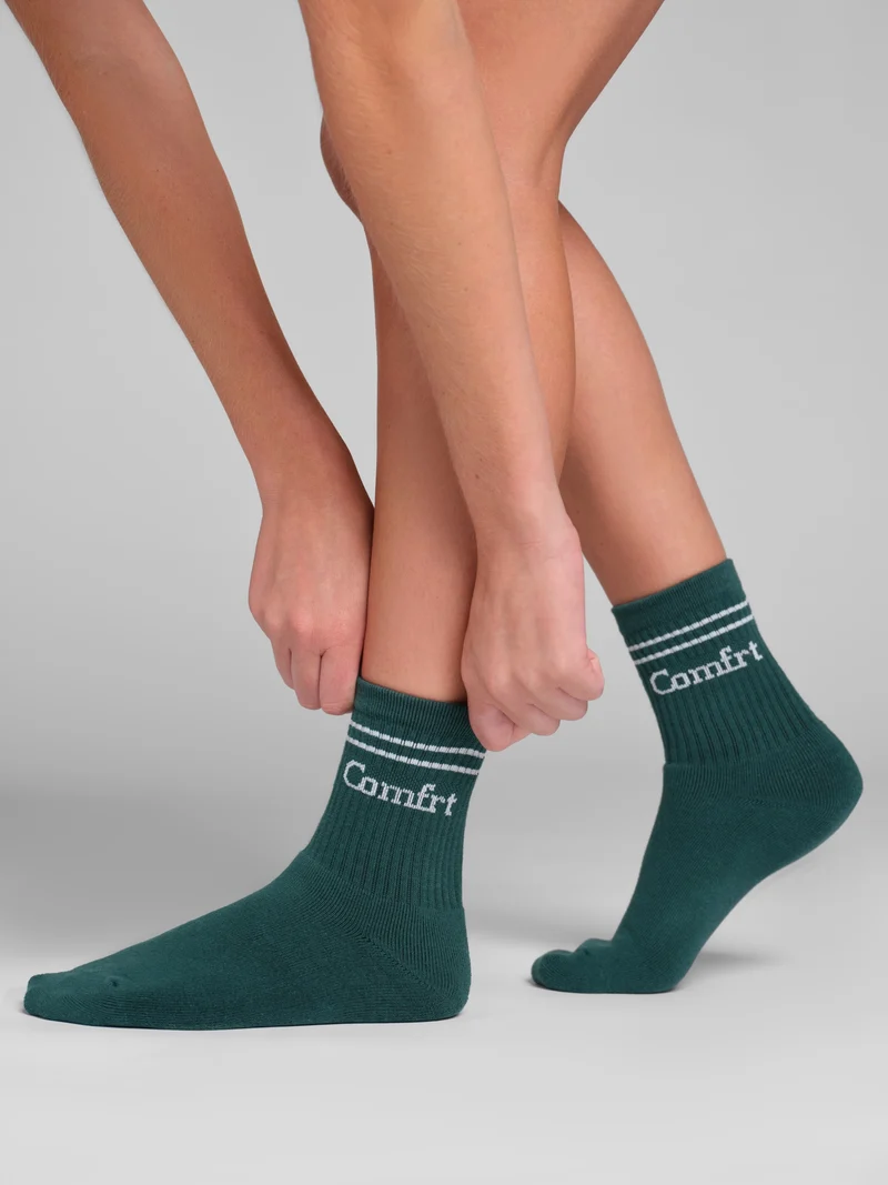 Stripe Trim Ankle Socks
