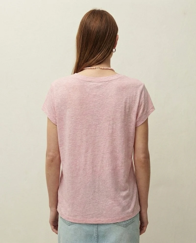 Camiseta detalle de hilo a contraste