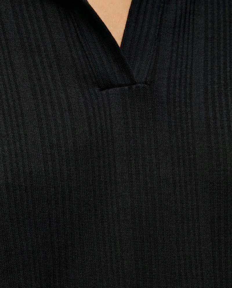 Camiseta de canalé cuello polo