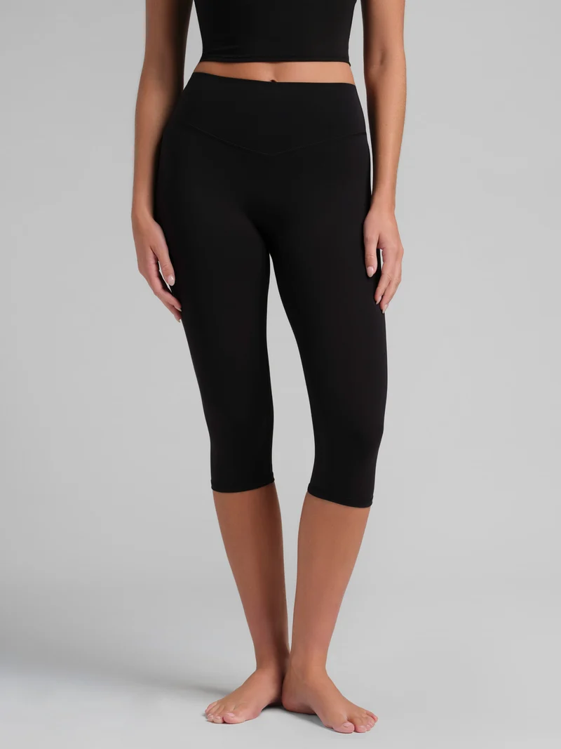 ComfrtCore™ 2.0 High-Waist Capri 18"