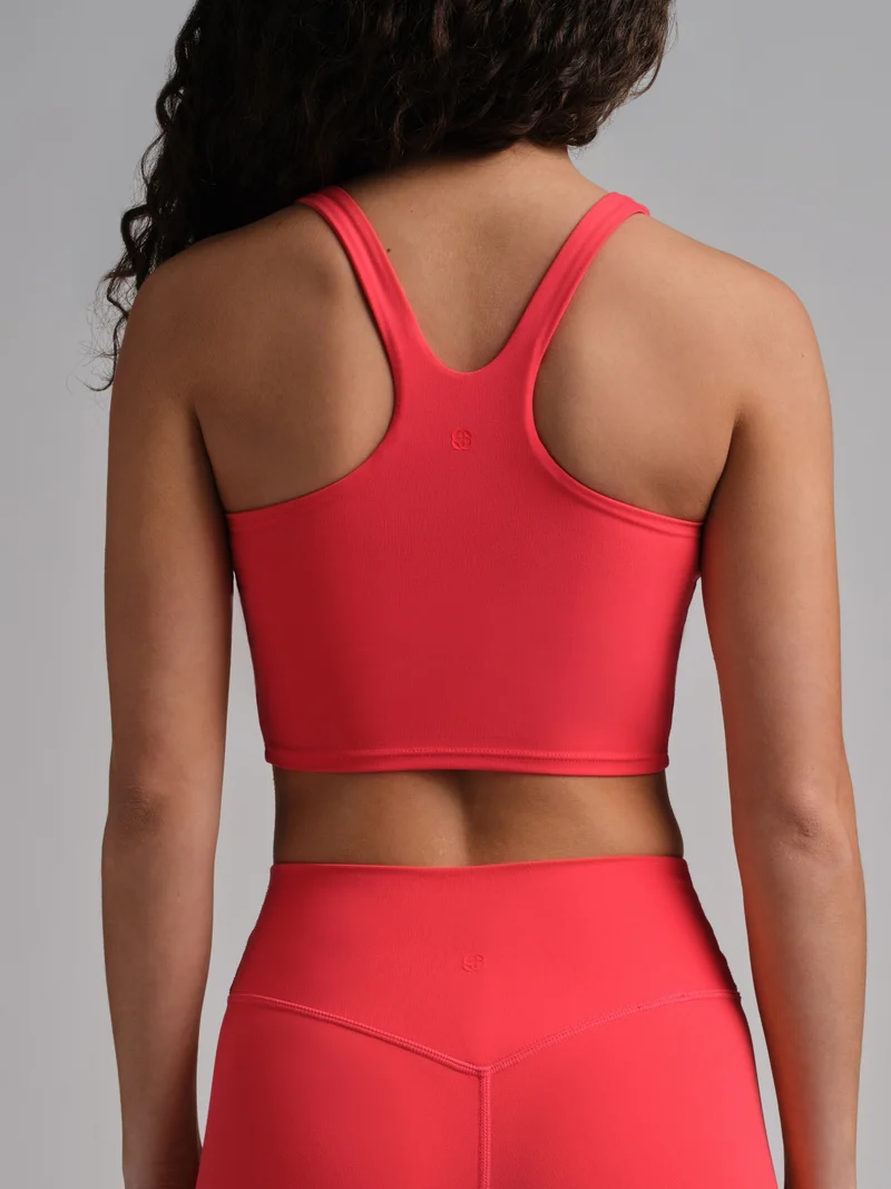 ComfrtCore™ V-Neck Crop Tank
