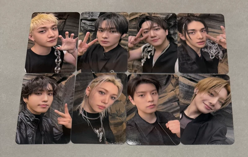 [LUCKY DRAW EVENT] [STRAY KIDS] This & That : Yes24 POB Photocard