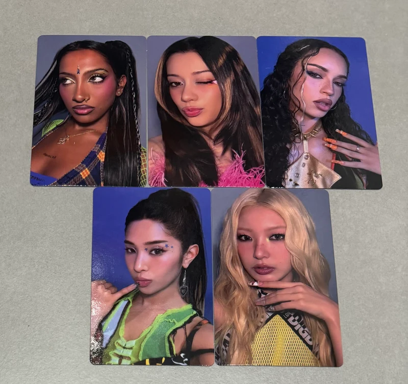 [LUCKY DRAW EVENT] [KATSEYE] Wild : Studio Choom : POB Photocard