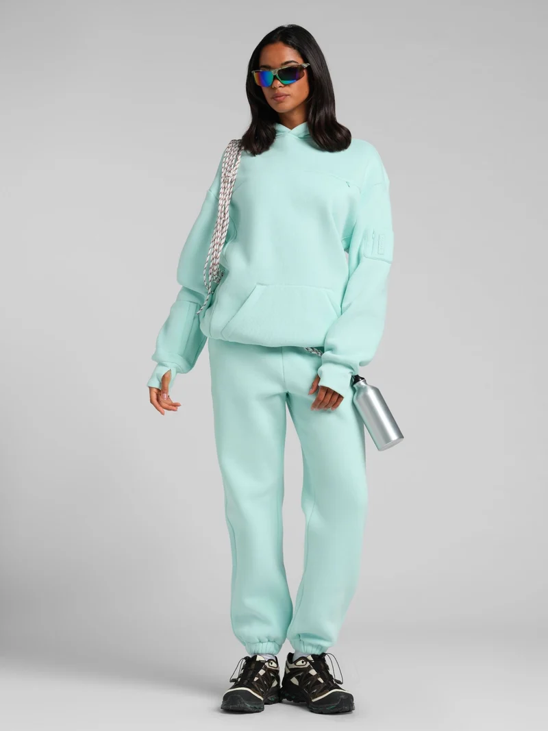 Explorer Travel Hoodie – Mega
