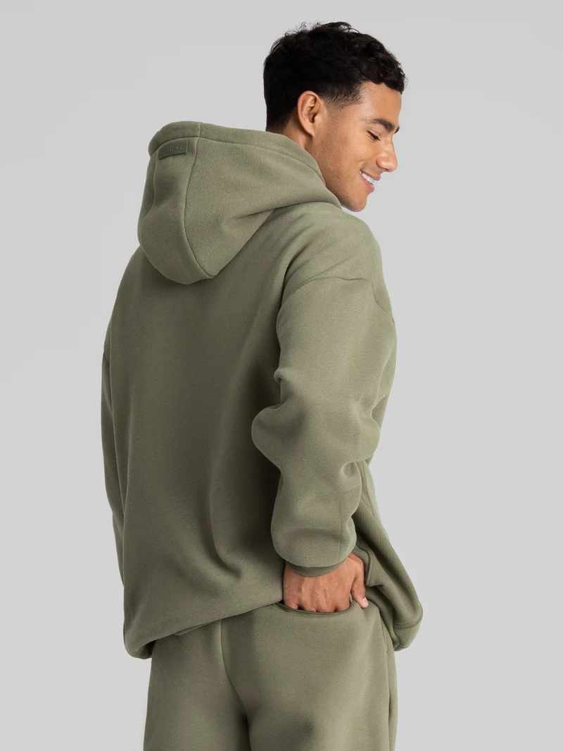 Explorer Travel Hoodie – Mega