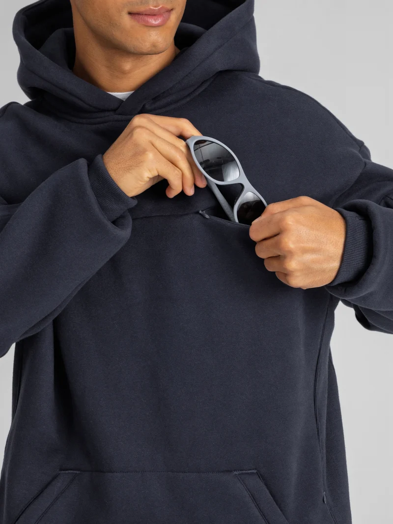 Explorer Travel Hoodie – Mega