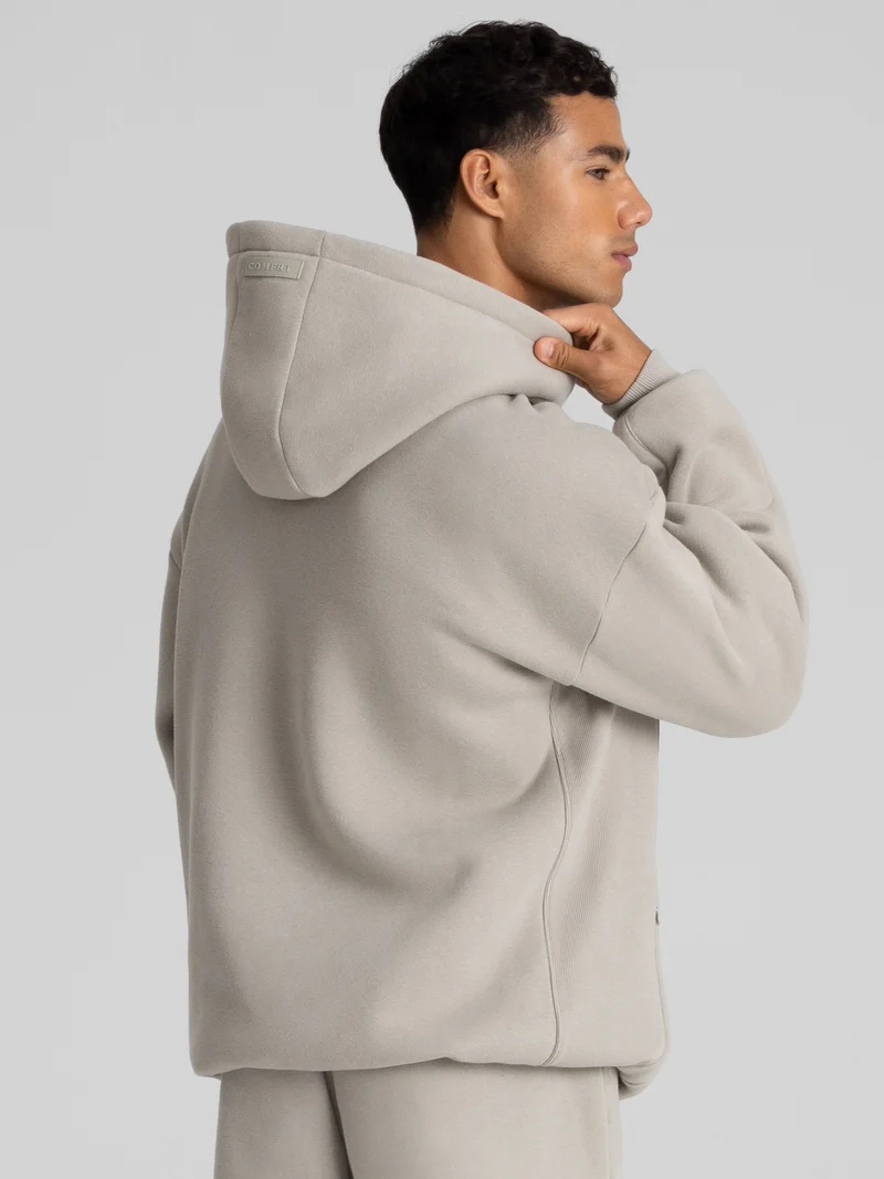 Explorer Travel Hoodie – Mega