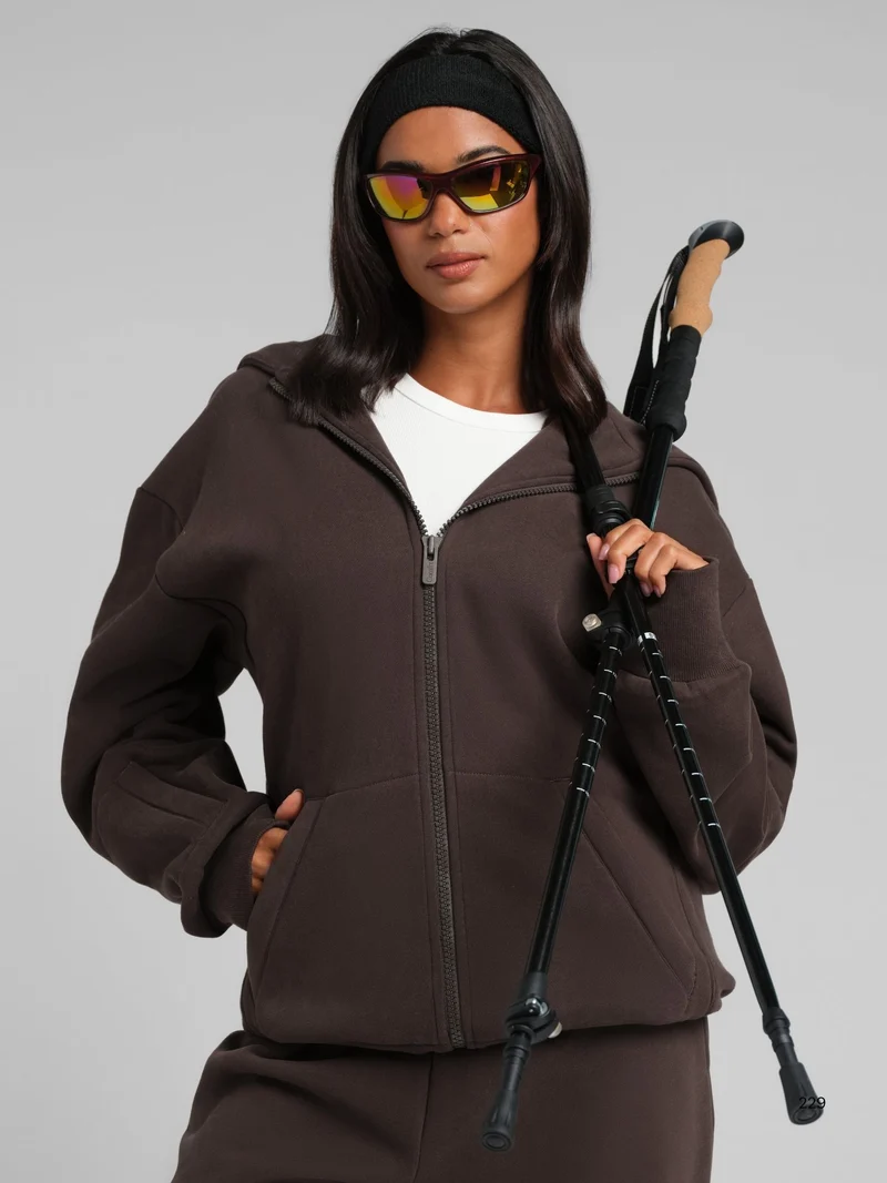 Explorer Travel Zip Hoodie – Mega