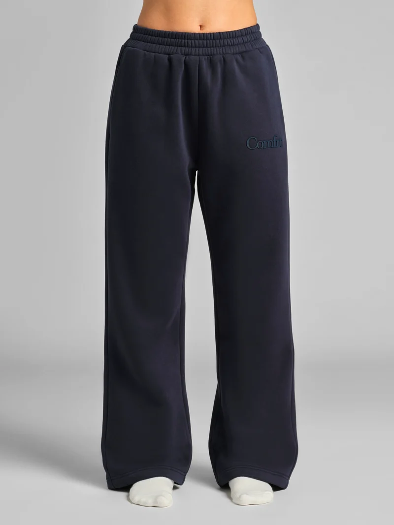Minimalist Straight Leg Sweatpants