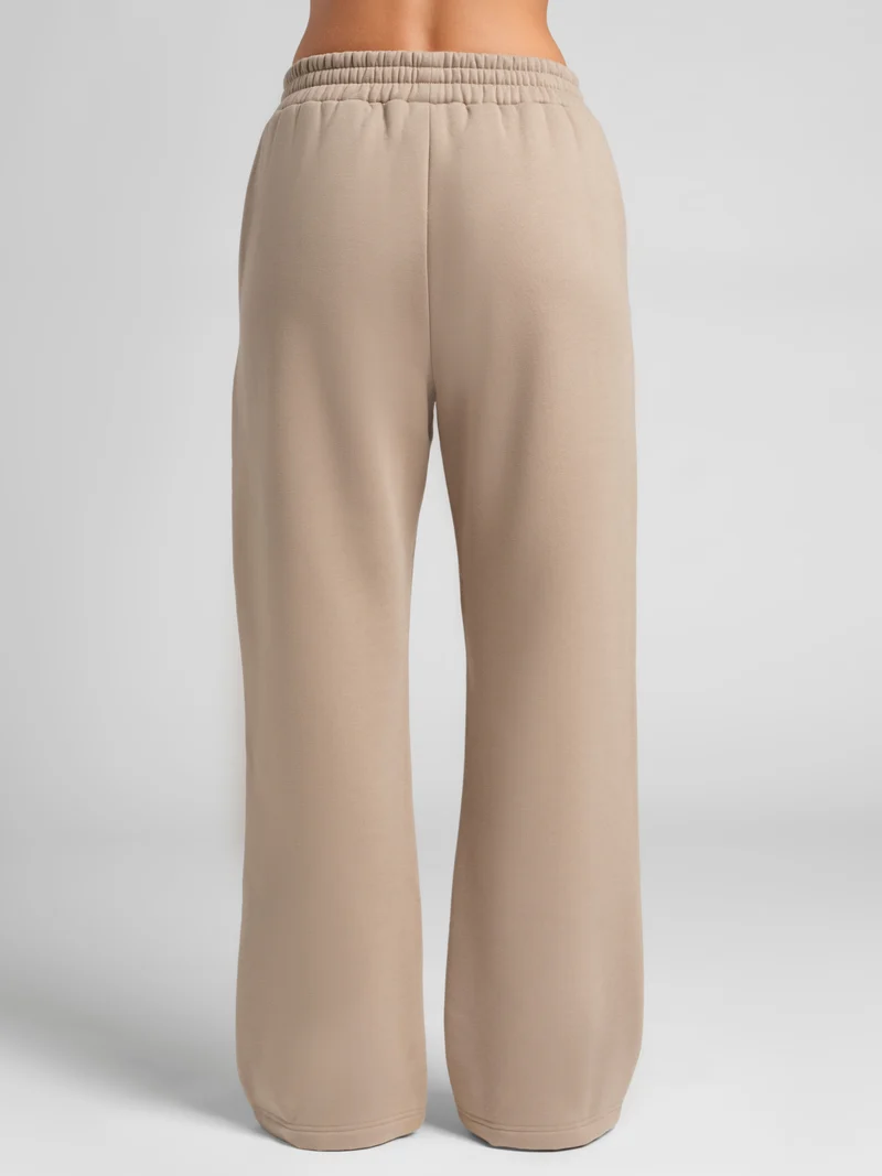 Minimalist Straight Leg Sweatpants