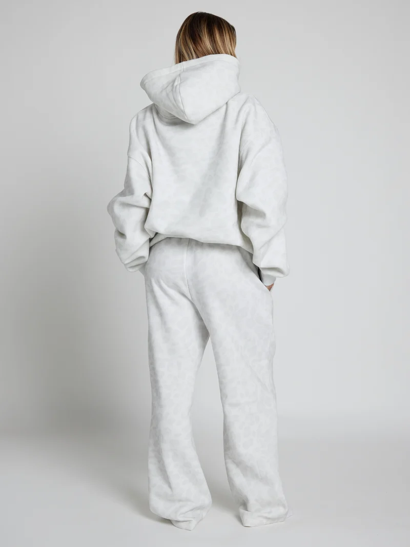Minimalist Straight Leg Sweatpants
