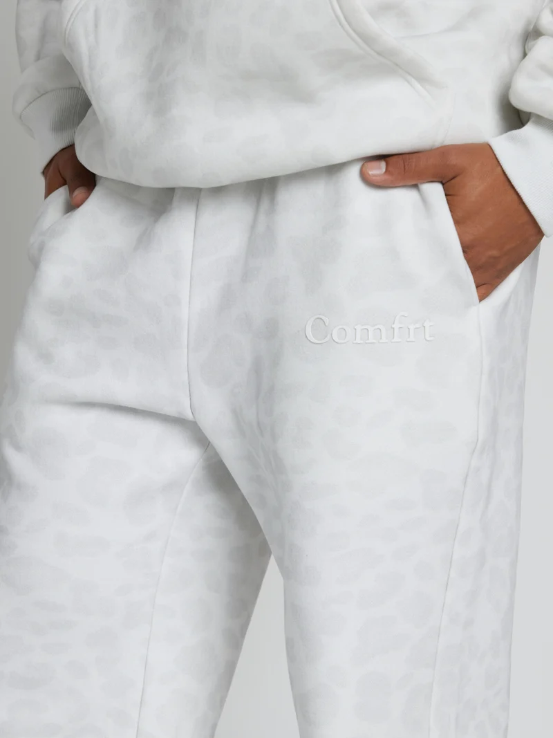 Minimalist Straight Leg Sweatpants