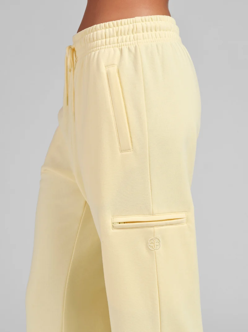 Halo Lightweight Airplane Mode Straight Leg Sweatpants