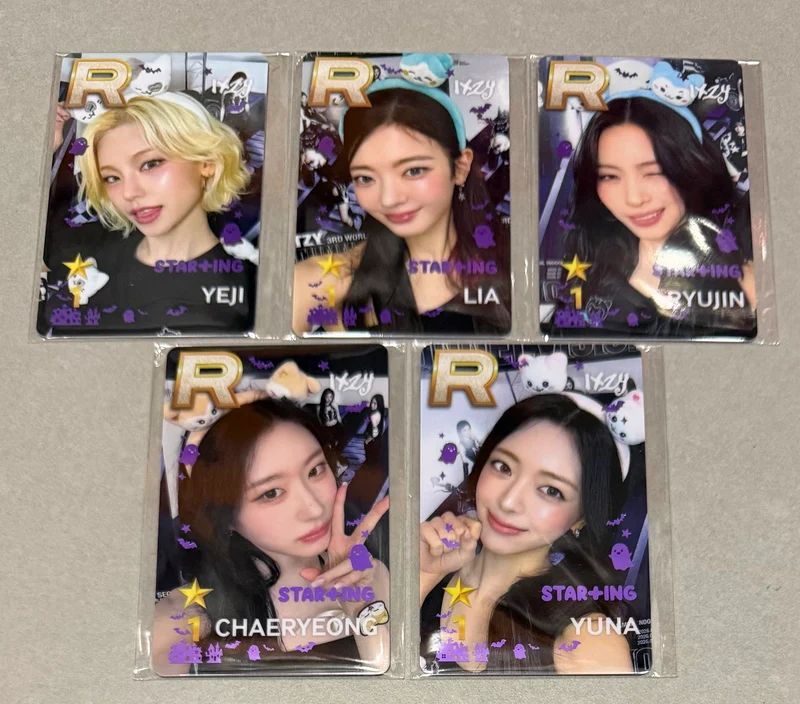 [LUCKY DRAW EVENT] [ITZY] STAR+ING Ghost House : Superstar Photocard