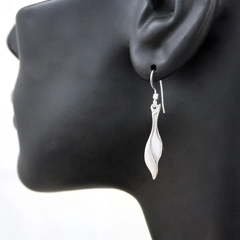 Pendientes colgantes con símbolo Powisienne