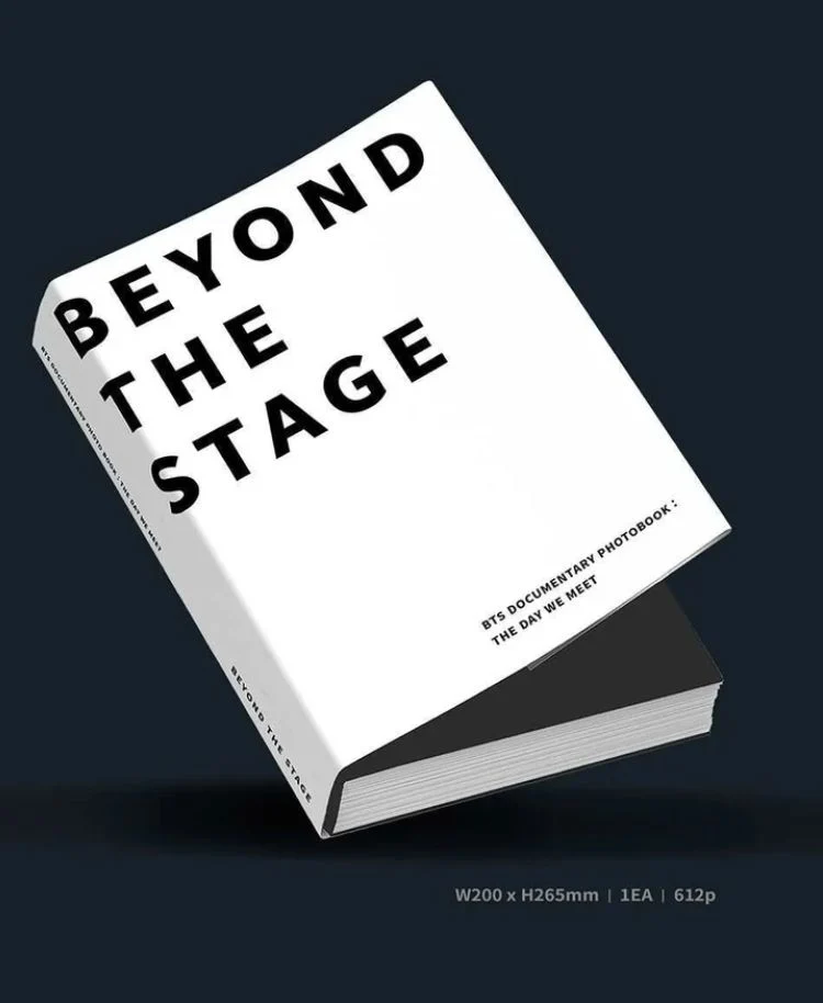 BTS - DOCUMENTARY PHOTOBOOK : THE DAY WE MEET (BEYOND THE STAGE) + 2025 FESTA GIFT