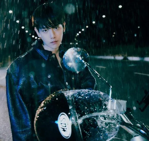 BAEK HYUN - 3rd Mini Album [Bambi] (Random Ver.)