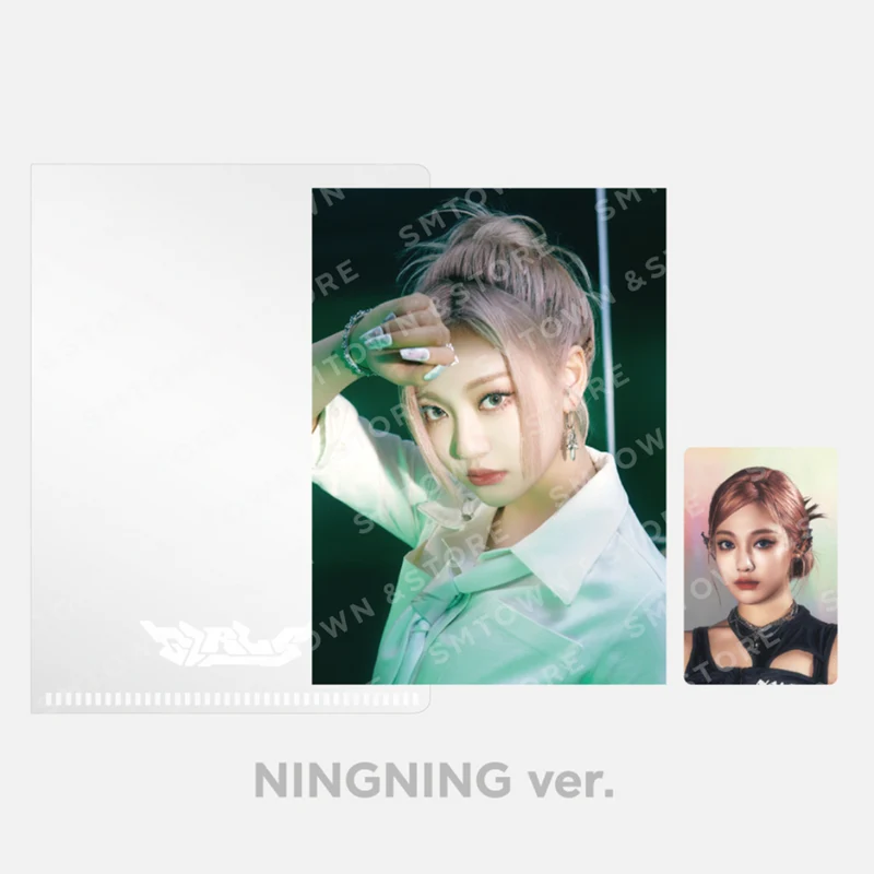 [AESPA] Girls : Postcard + Hologram Photocard Set