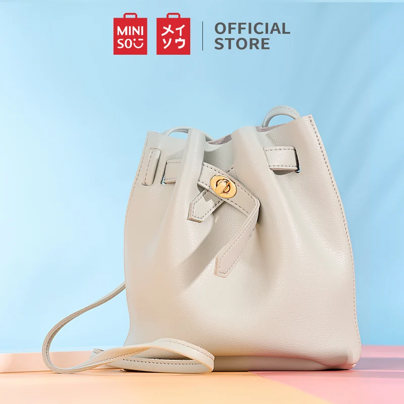 MINISO Tas Selempang Wanita Sling Bag Bucket Bag Ember Metalic Elegan