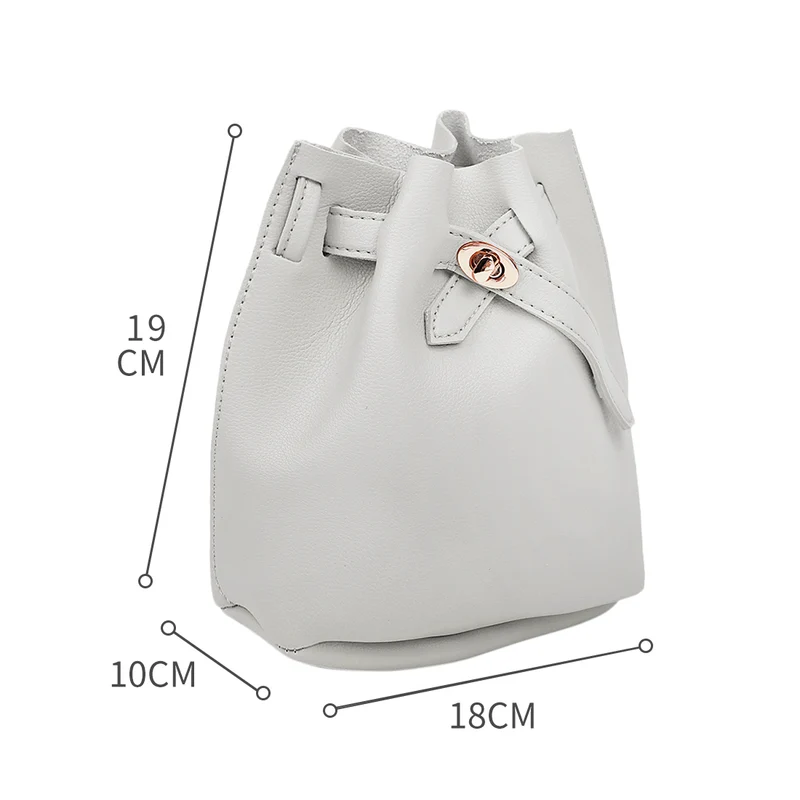 MINISO Tas Selempang Wanita Sling Bag Bucket Bag Ember Metalic Elegan