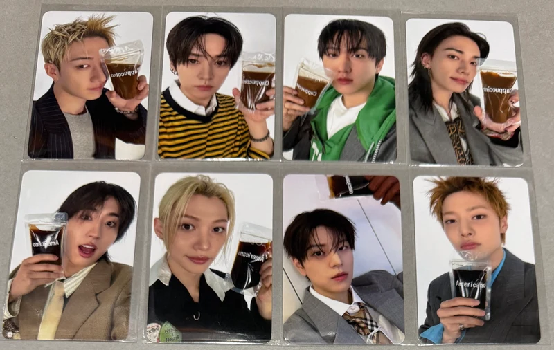 [LUCKY DRAW EVENT] [STRAY KIDS] This & That : Pop Up Store MD Week 1 POB Photocard