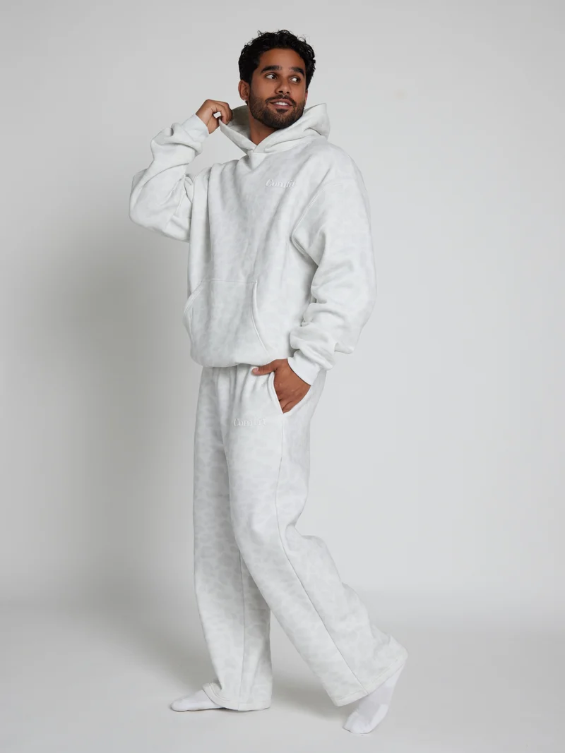 Minimalist Hoodie – Mega