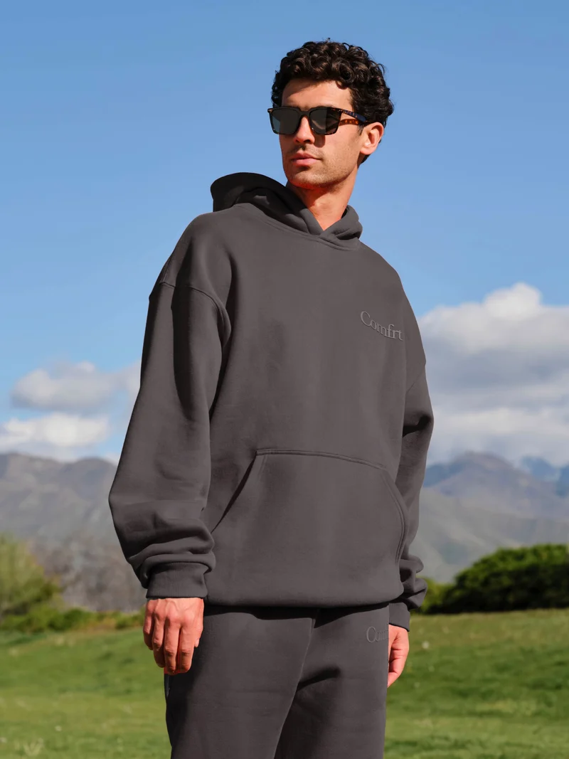 Minimalist Hoodie – Mega