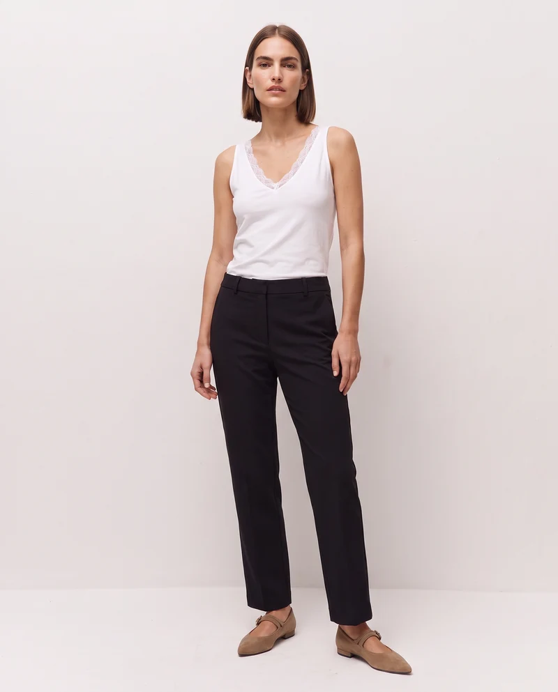 Top de tirantes con puntilla