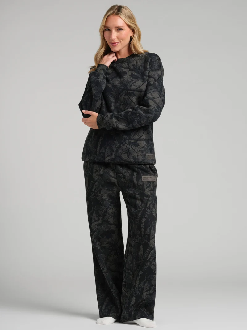 Camo Straight Leg Sweatpants