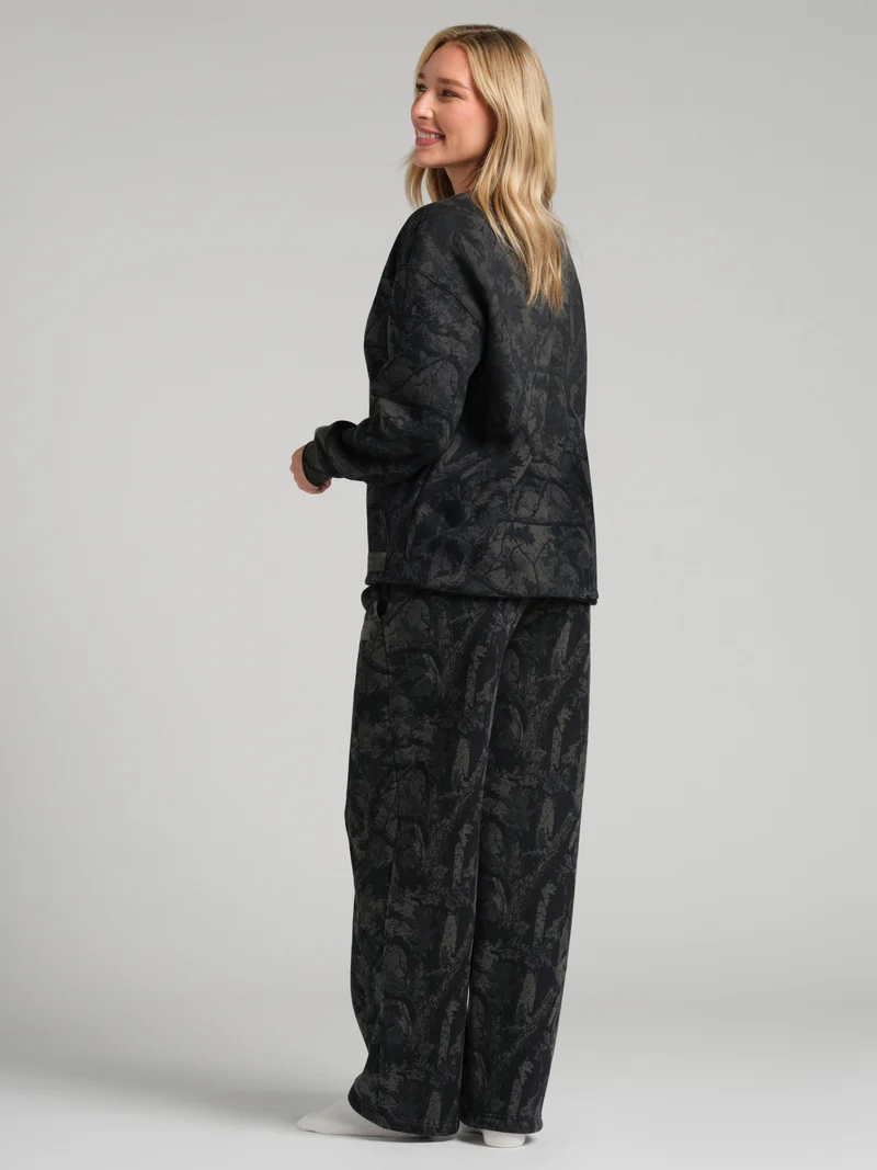 Camo Straight Leg Sweatpants