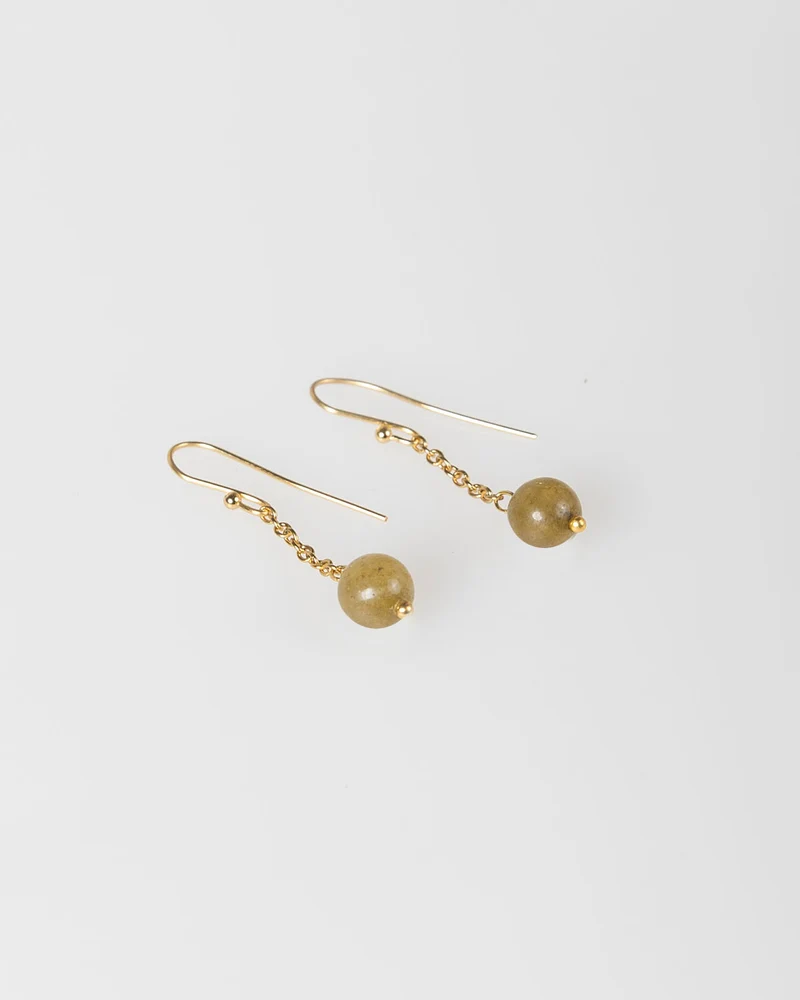 Pendientes con bola verde