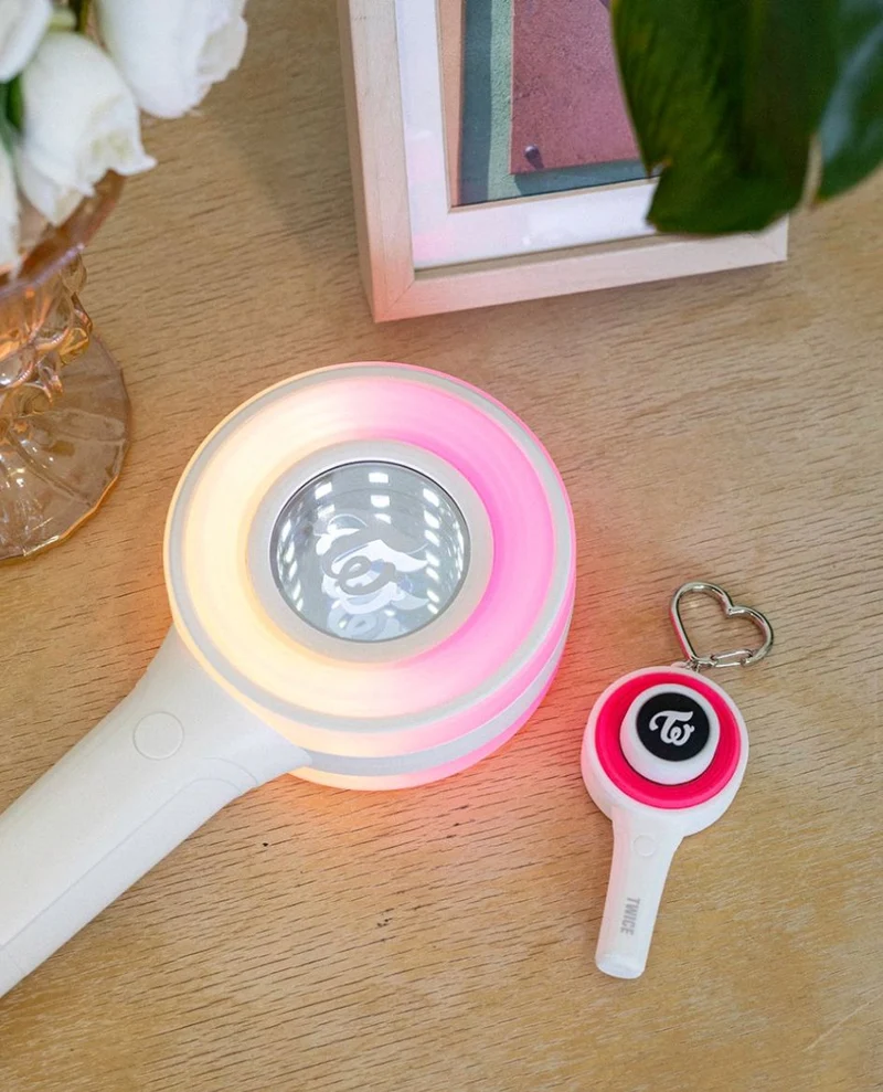 TWICE - CANDYBONG CLICKER (THIS IS FOR WORLD TOUR FINALE IN SEOUL)