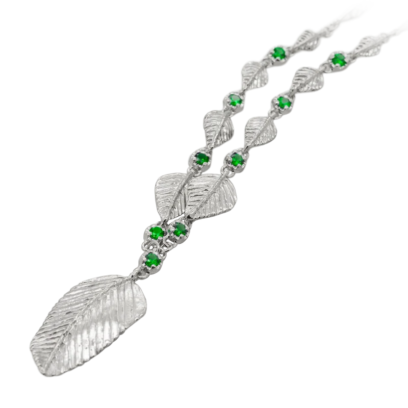 Elven Realms 9 Leaf Necklace: RIVENDELL™, MIRKWOOD™, LOTHLORIEN™