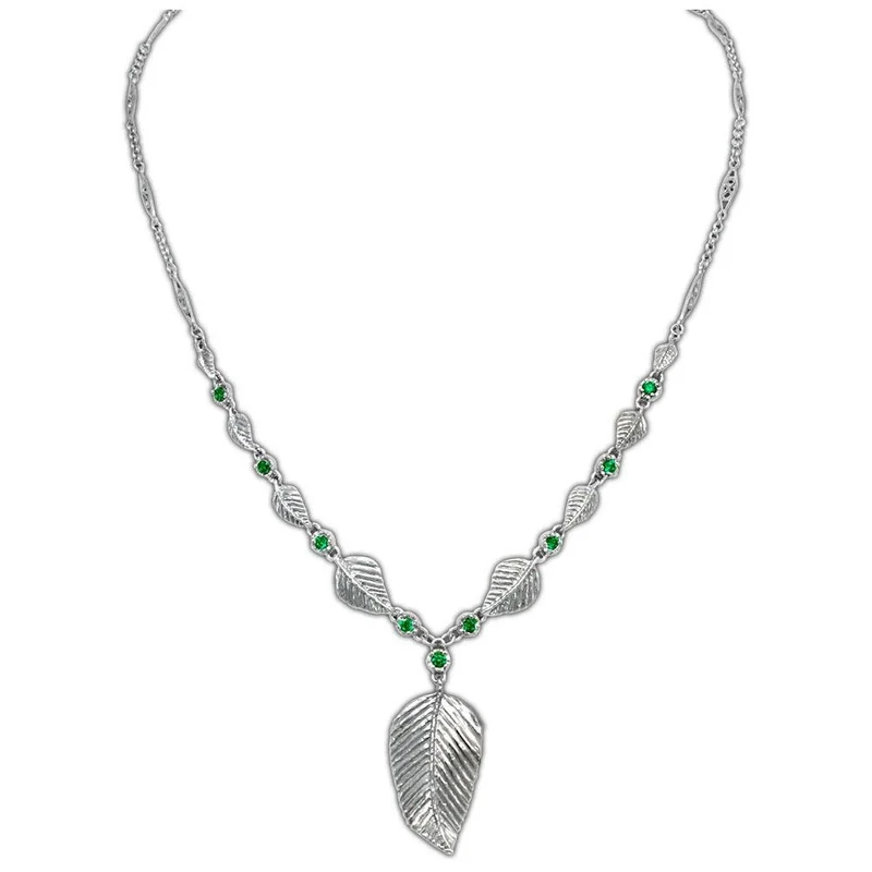 Elven Realms 9 Leaf Necklace: RIVENDELL™, MIRKWOOD™, LOTHLORIEN™