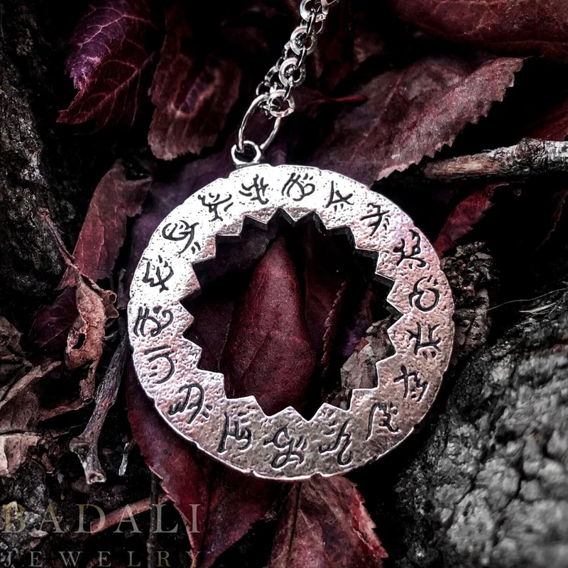 Ward Circle Pendant - Bronze