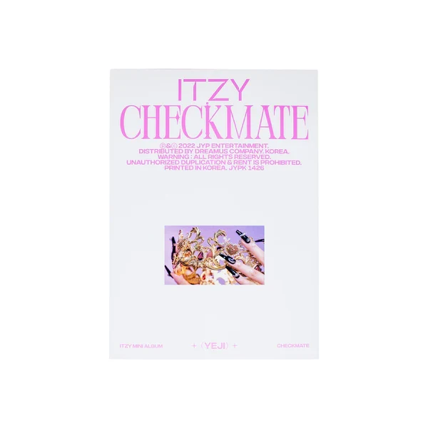 ITZY 5th Mini Album [CHECKMATE] (STANDARD EDITION)