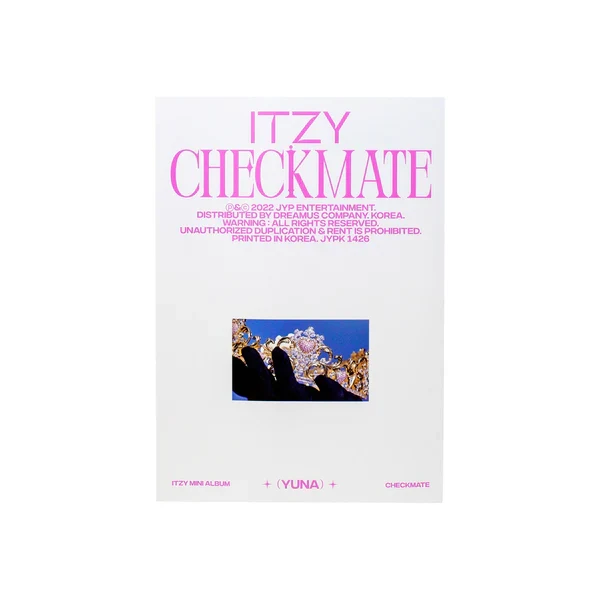 ITZY 5th Mini Album [CHECKMATE] (STANDARD EDITION)