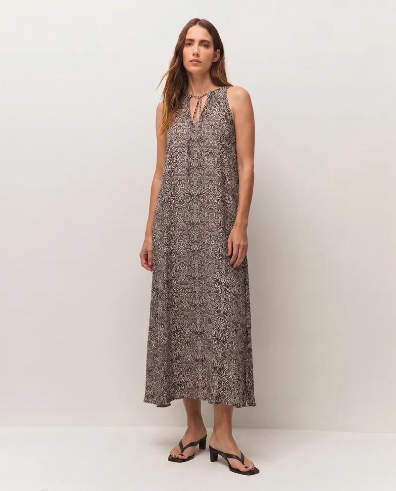 Vestido estampado con lurex, cuello halter