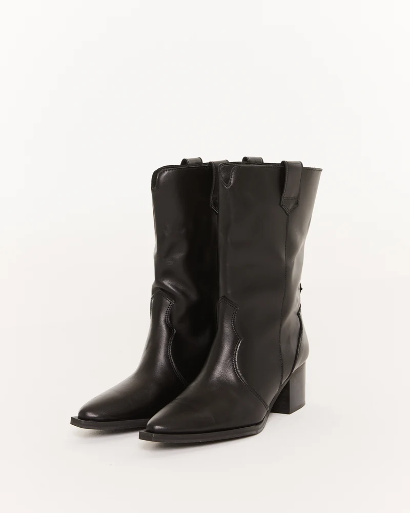 Botas camperas negras