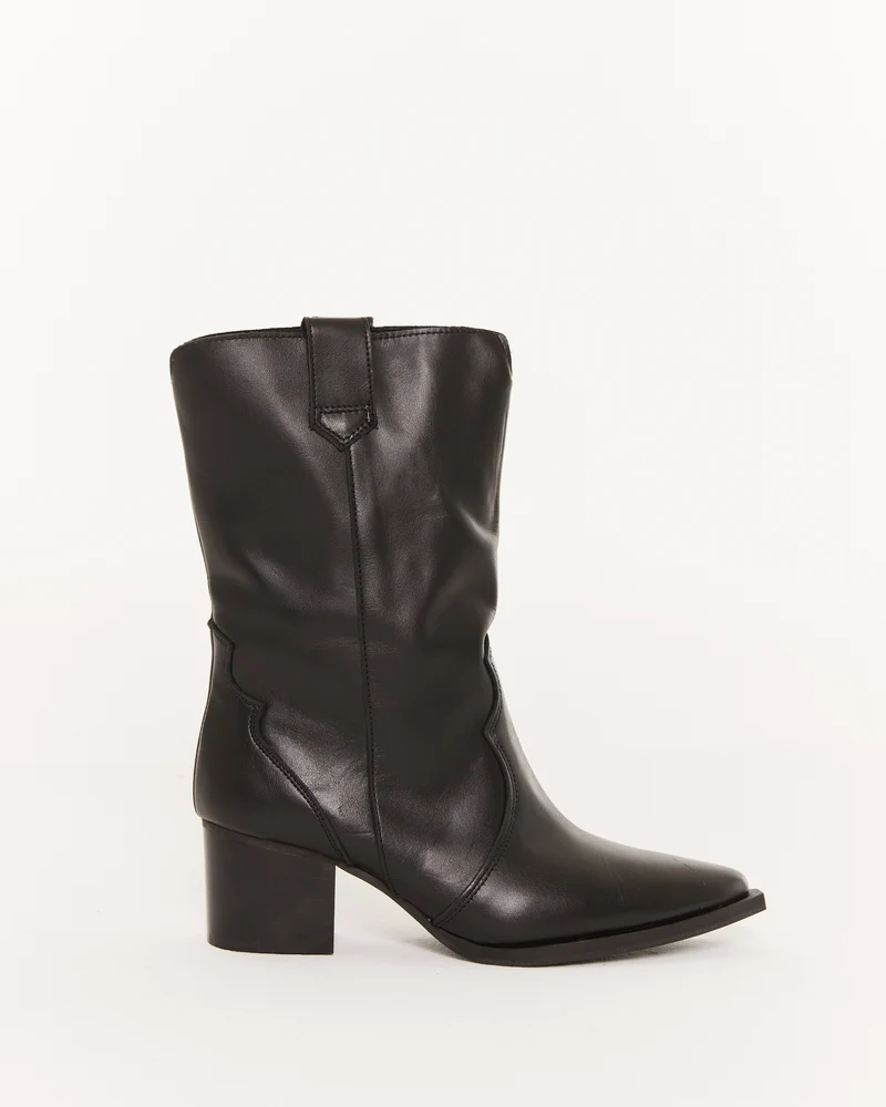 Botas camperas negras