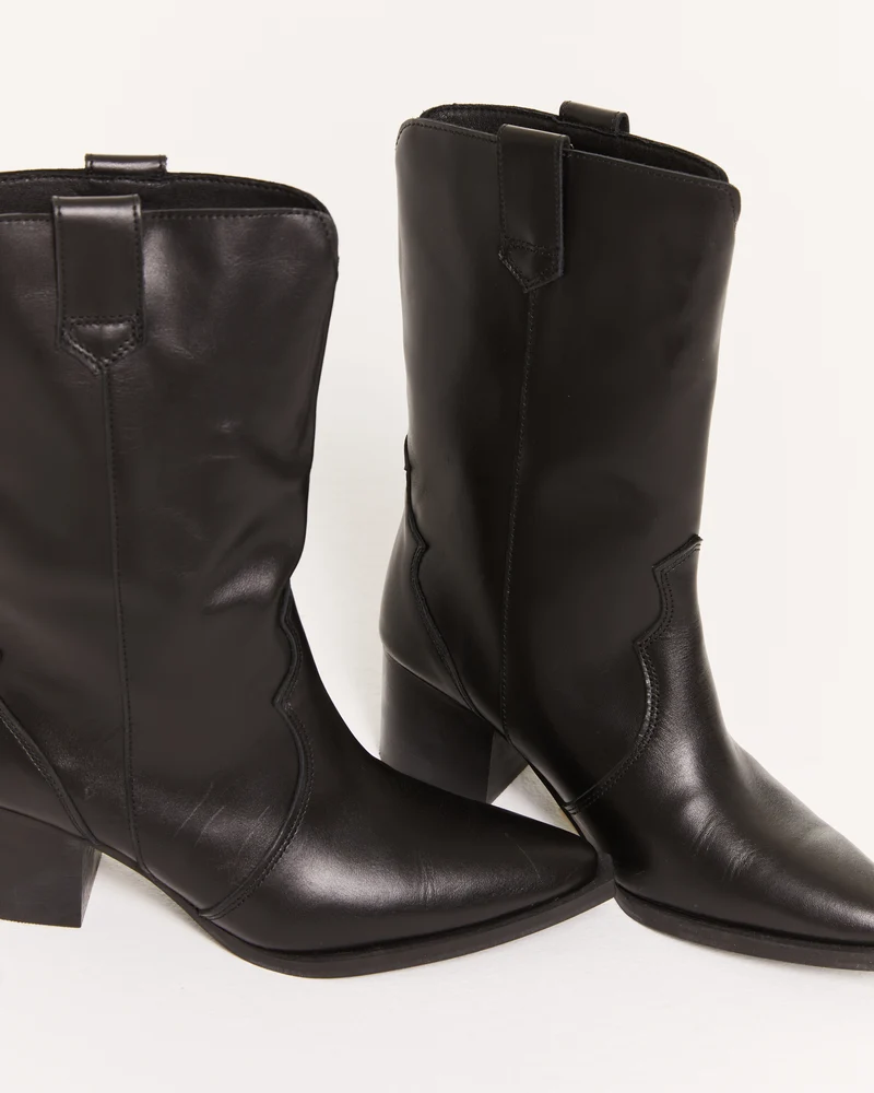 Botas camperas negras